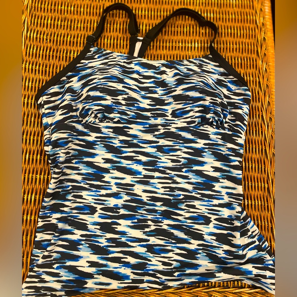 ⭐️3/$15⭐️Tankini- Blue, black and white